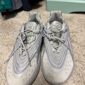 Adidas Ozelia Grey - Never Worn